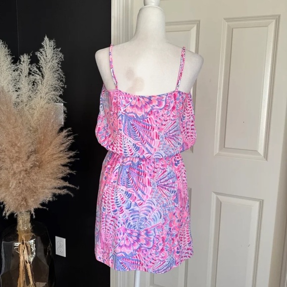 Lilly Pulitzer Zana Romper Raz Berry See You Soon
Size Small - Picture 12 of 12